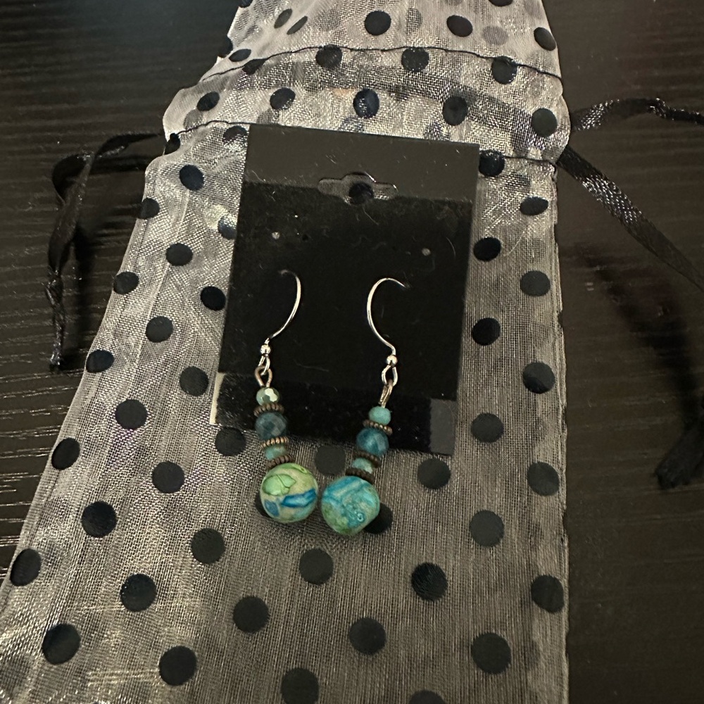 Chic Turquoise Beaded Earrings